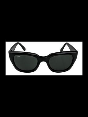 Ray-Ban Black Sunglasses with Case